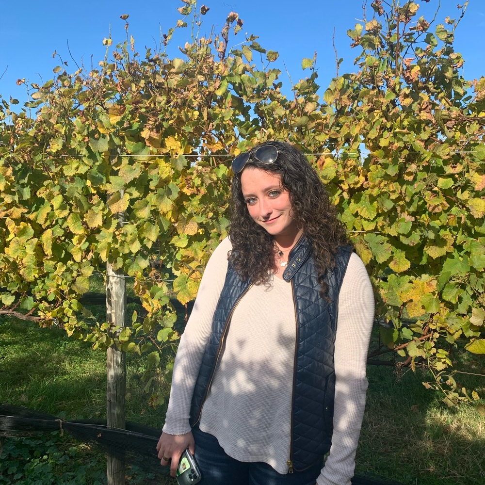 Meet your Posher, Emily